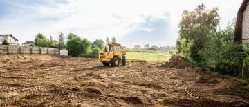 Land clearing in services in Highlands Ranch